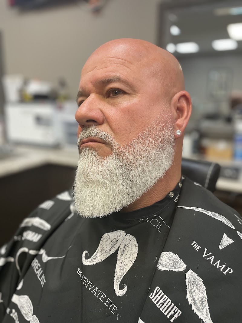 Clean beard trim by Dusty — precision detailing on a client